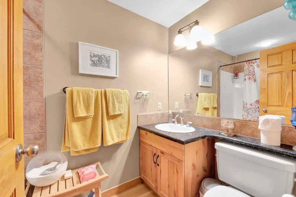 107 Armstrong Place Canmore AB T1W3M1