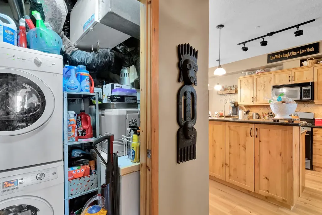 107 Armstrong Place Canmore AB T1W3M1