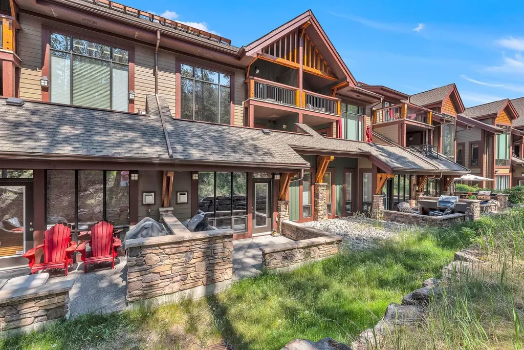 107 Armstrong Place Canmore AB T1W3M1