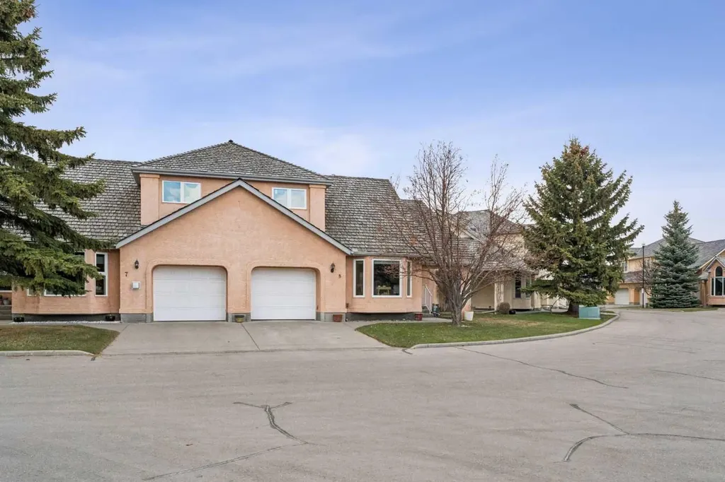 26 Quigley Drive Cochrane AB T4C 1M2