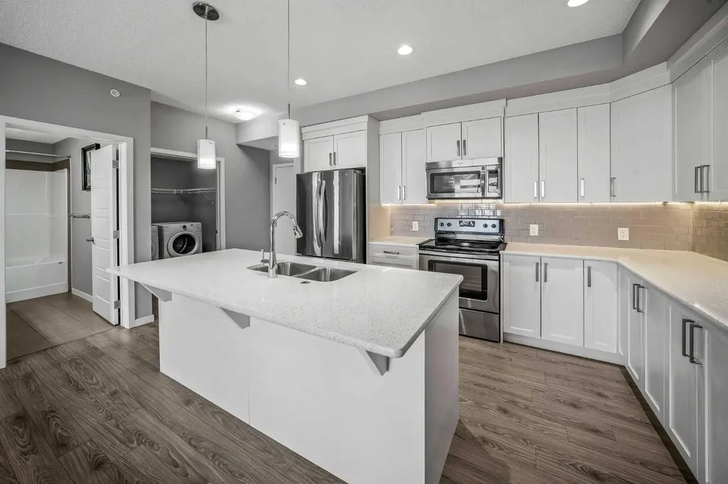 6603 New Brighton Avenue SE Calgary AB T2Z 5E5