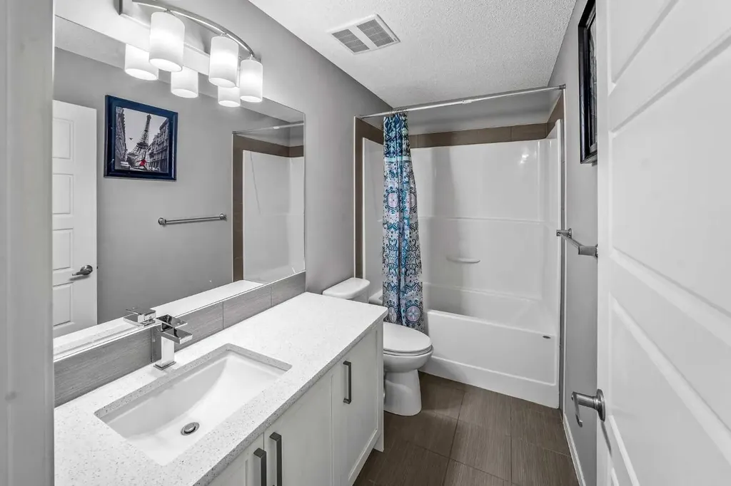 6603 New Brighton Avenue SE Calgary AB T2Z 5E5