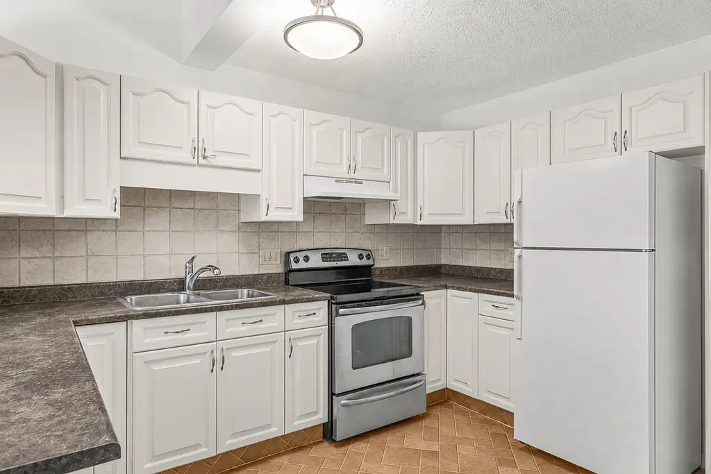 216 Three Sisters Drive Canmore AB T1W 2M2