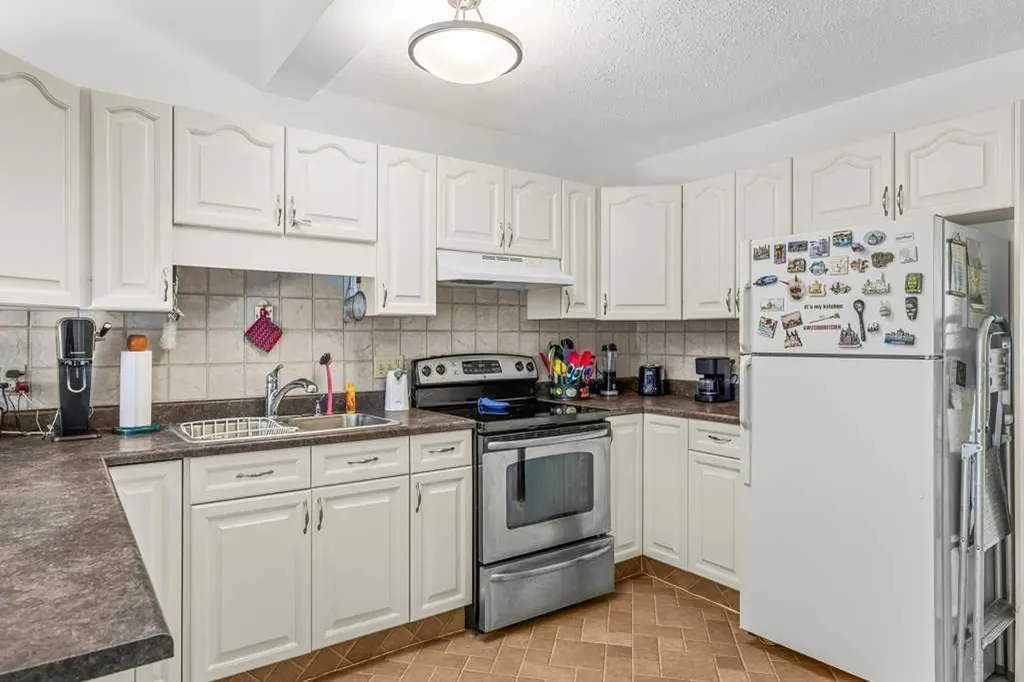 216 Three Sisters Drive Canmore AB T1W 2M2
