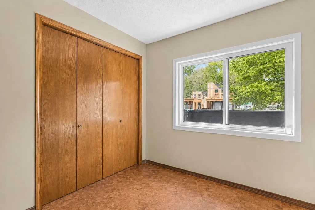 216 Three Sisters Drive Canmore AB T1W 2M2