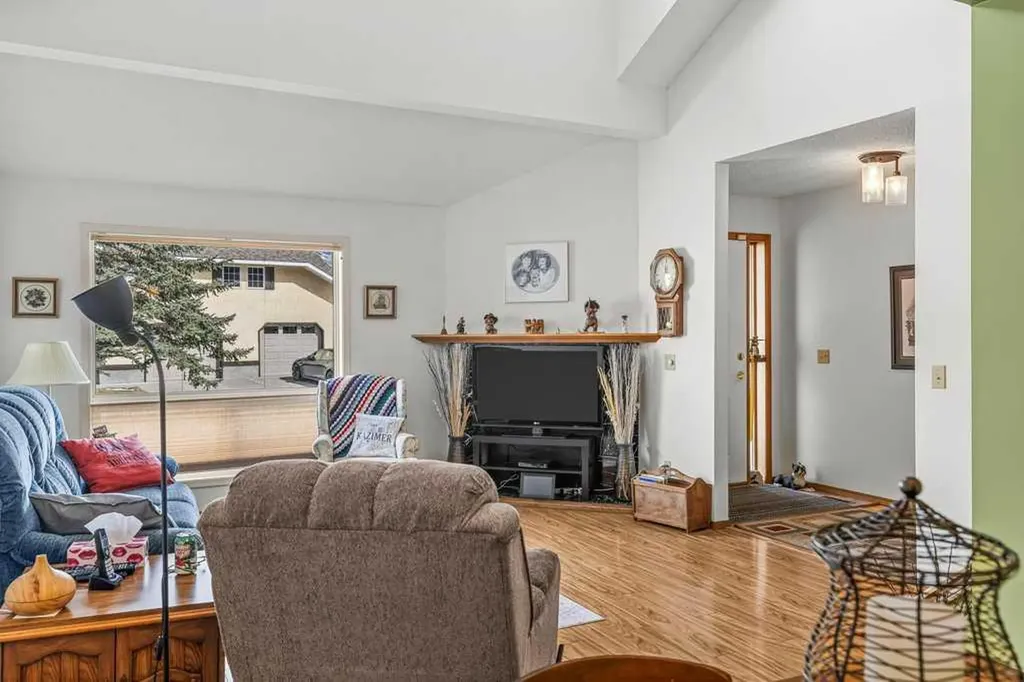 216 Three Sisters Drive Canmore AB T1W 2M2