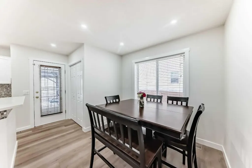 170 Country Hills Heights Calgary AB T3K 5C6