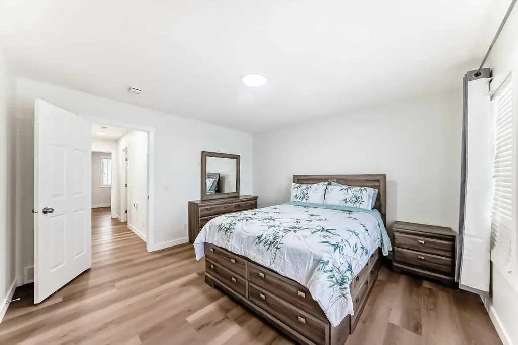 170 Country Hills Heights Calgary AB T3K 5C6