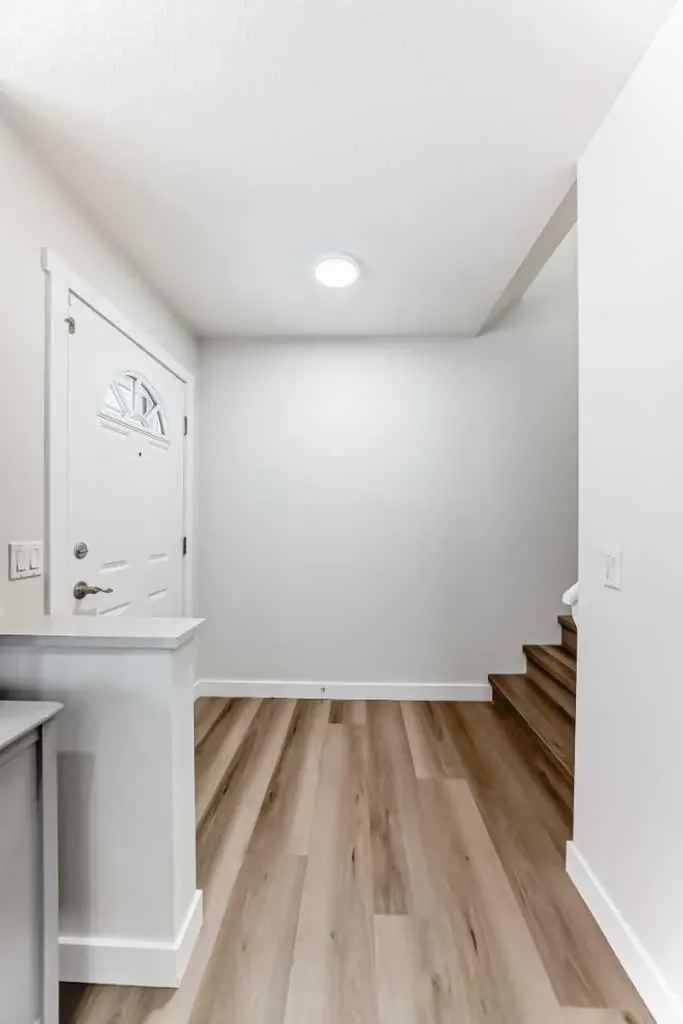 170 Country Hills Heights Calgary AB T3K 5C6