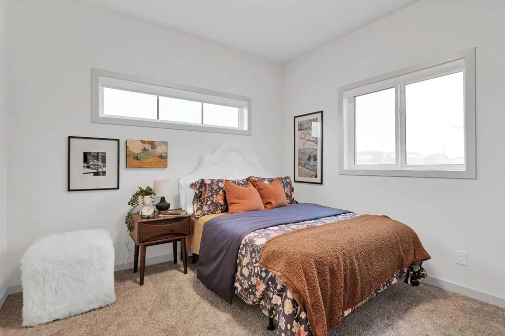 902 Chinook Winds Meadow SW Airdrie AB T4B 5P7