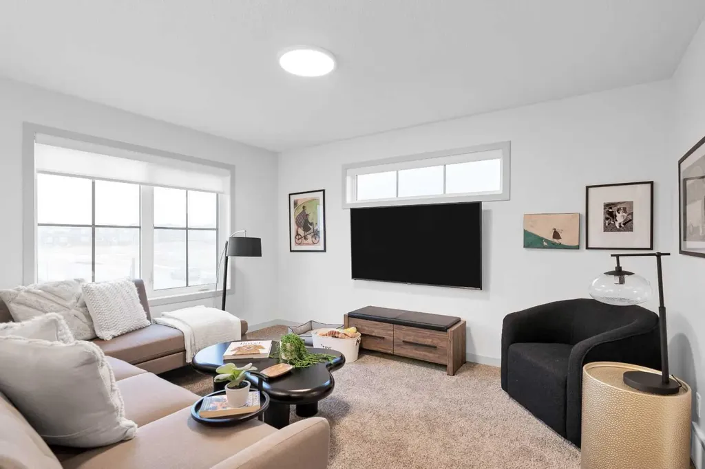 902 Chinook Winds Meadow SW Airdrie AB T4B 5P7