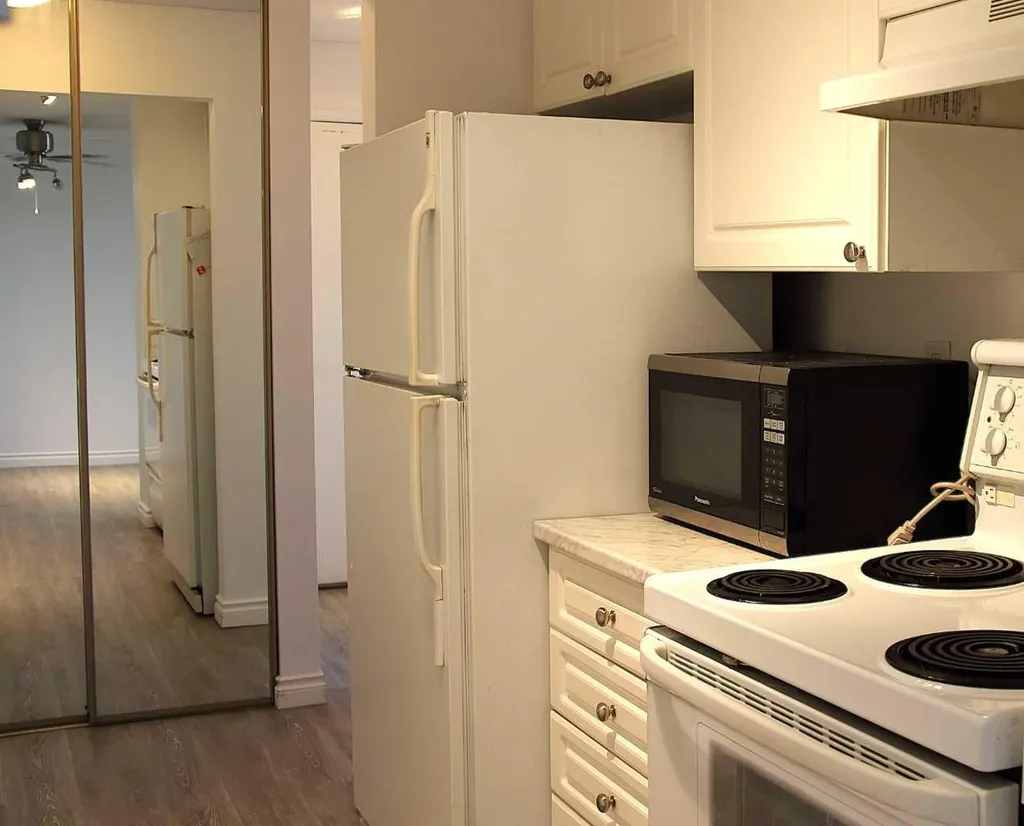 30 Mchugh Court NE Calgary AB T2E 7X3