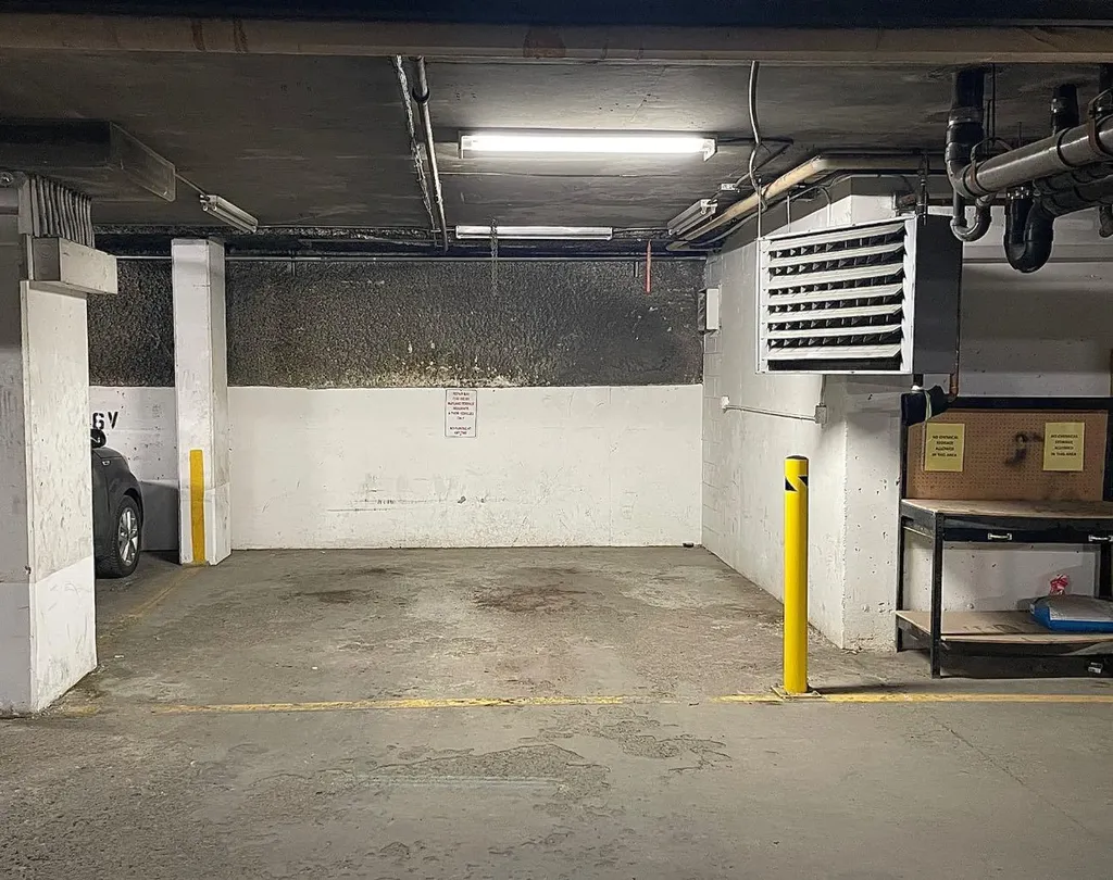 30 Mchugh Court NE Calgary AB T2E 7X3