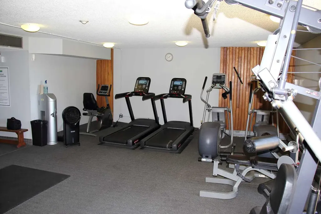 30 Mchugh Court NE Calgary AB T2E 7X3