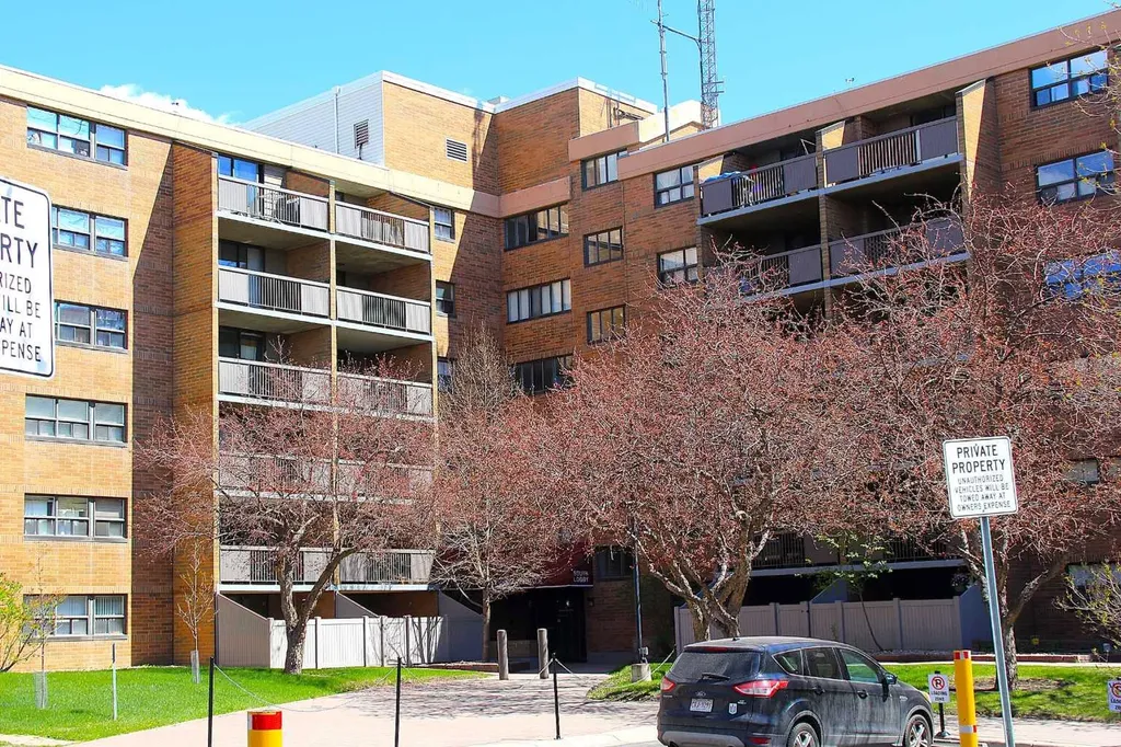 30 Mchugh Court NE Calgary AB T2E 7X3