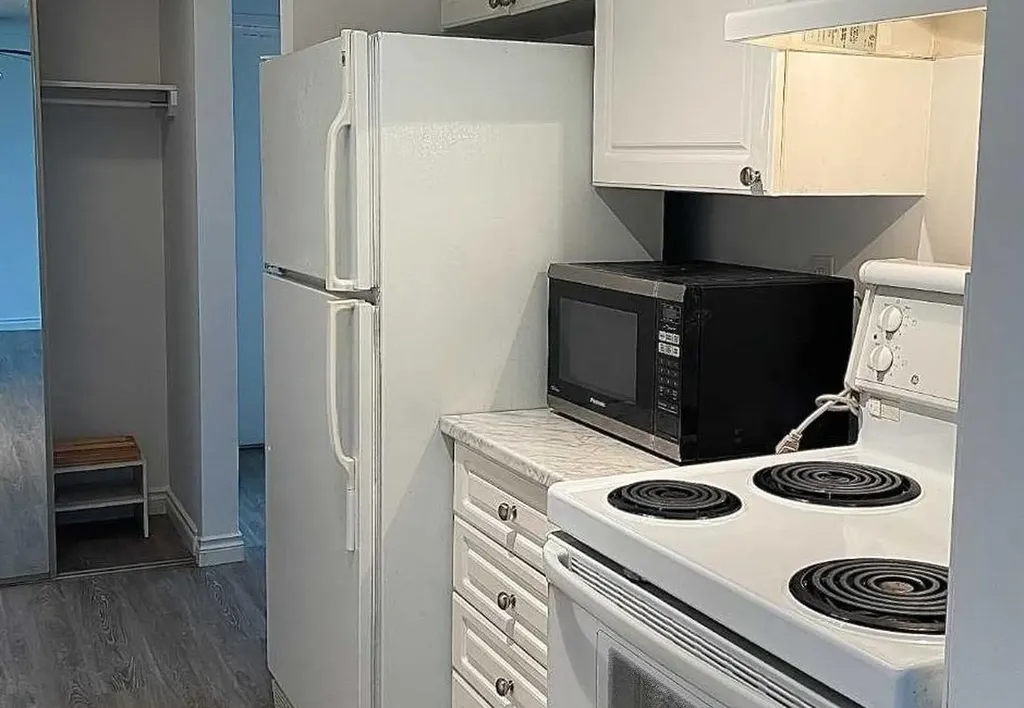 30 Mchugh Court NE Calgary AB T2E 7X3