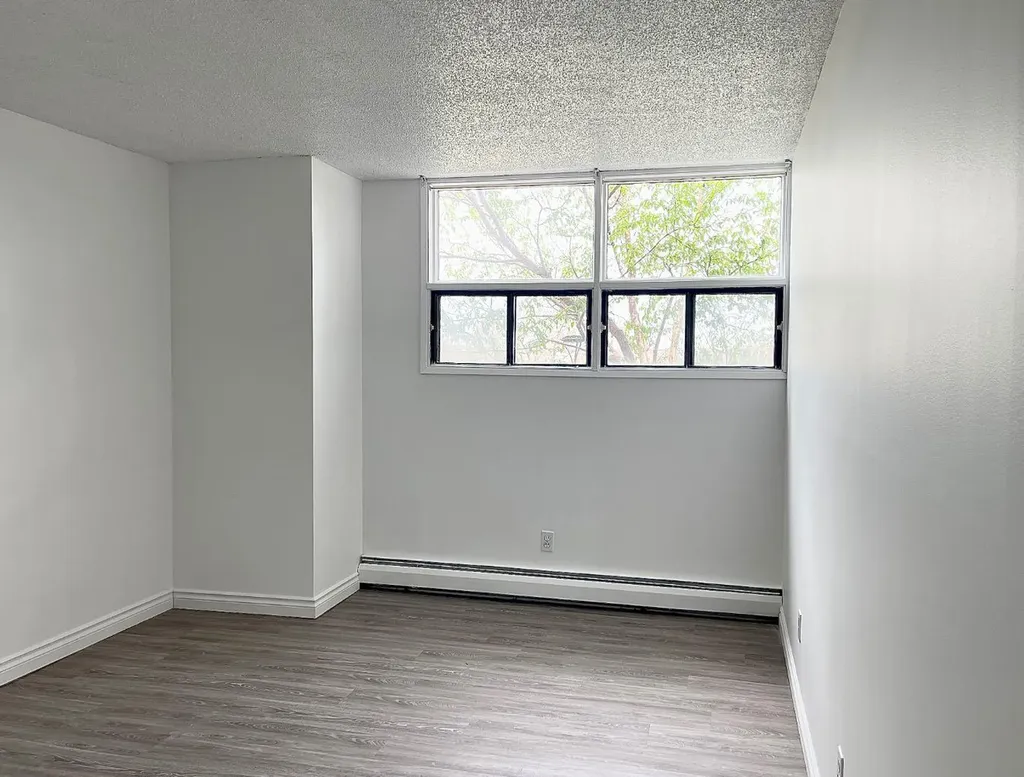 30 Mchugh Court NE Calgary AB T2E 7X3