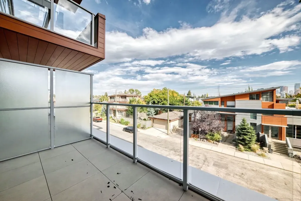 110 18a Street NW Calgary AB T2N 5G5
