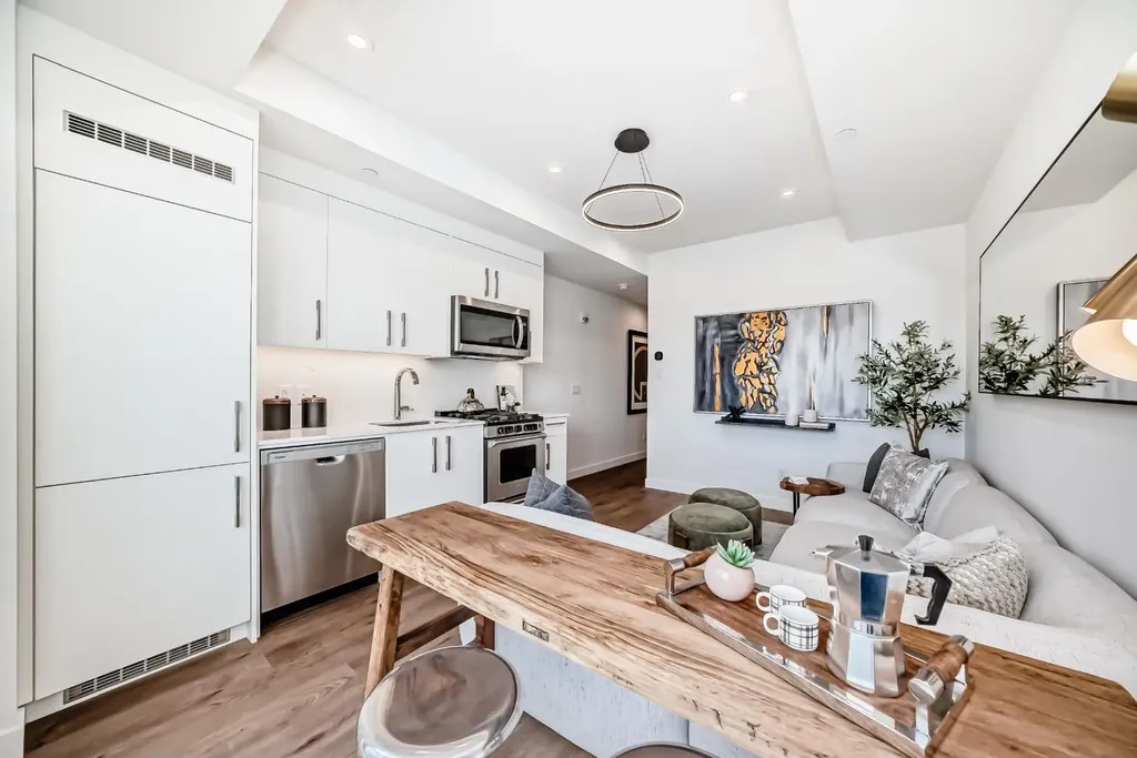 110 18a Street NW Calgary AB T2N 5G5