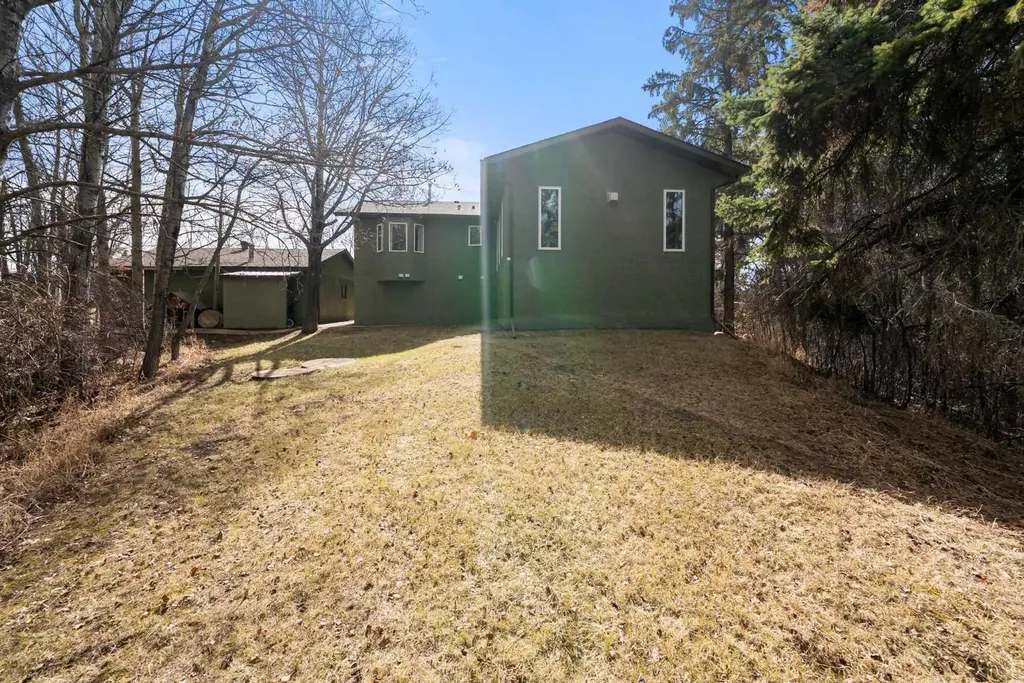 21108 B Township Road 461 Rural Camrose County AB T0B 3L0
