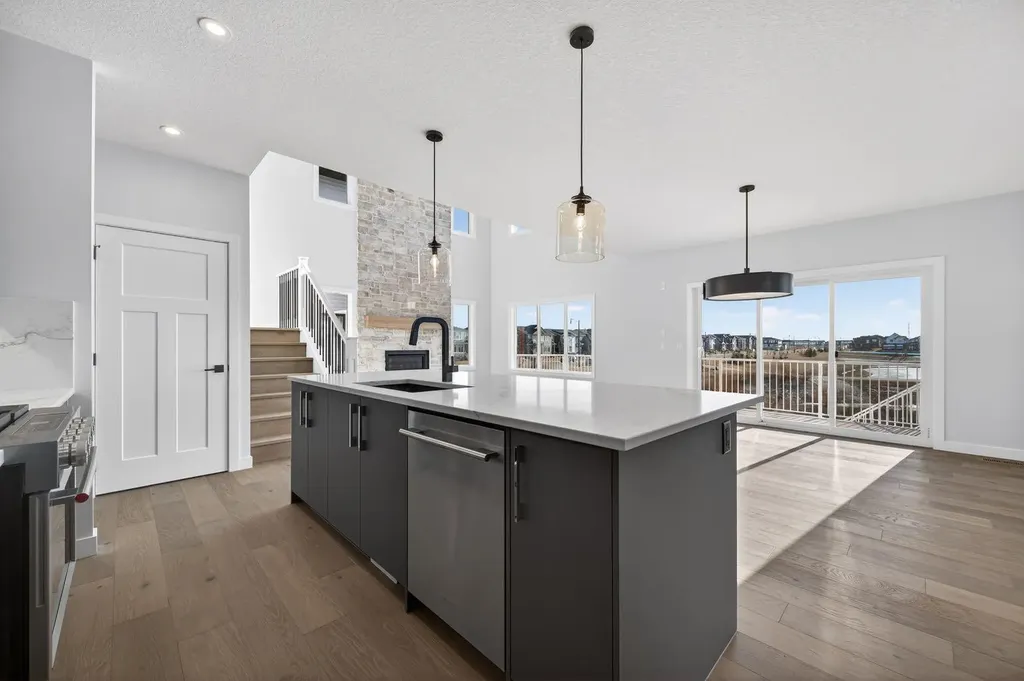 709 Dawson Common Chestermere AB T1X 1Z7