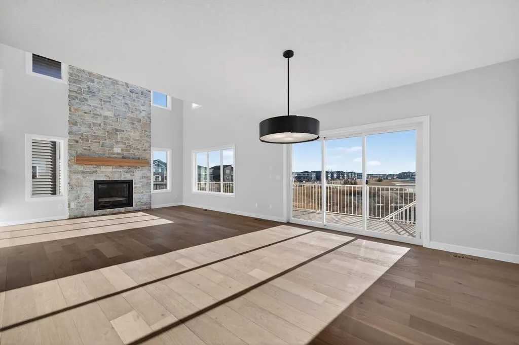 709 Dawson Common Chestermere AB T1X 1Z7