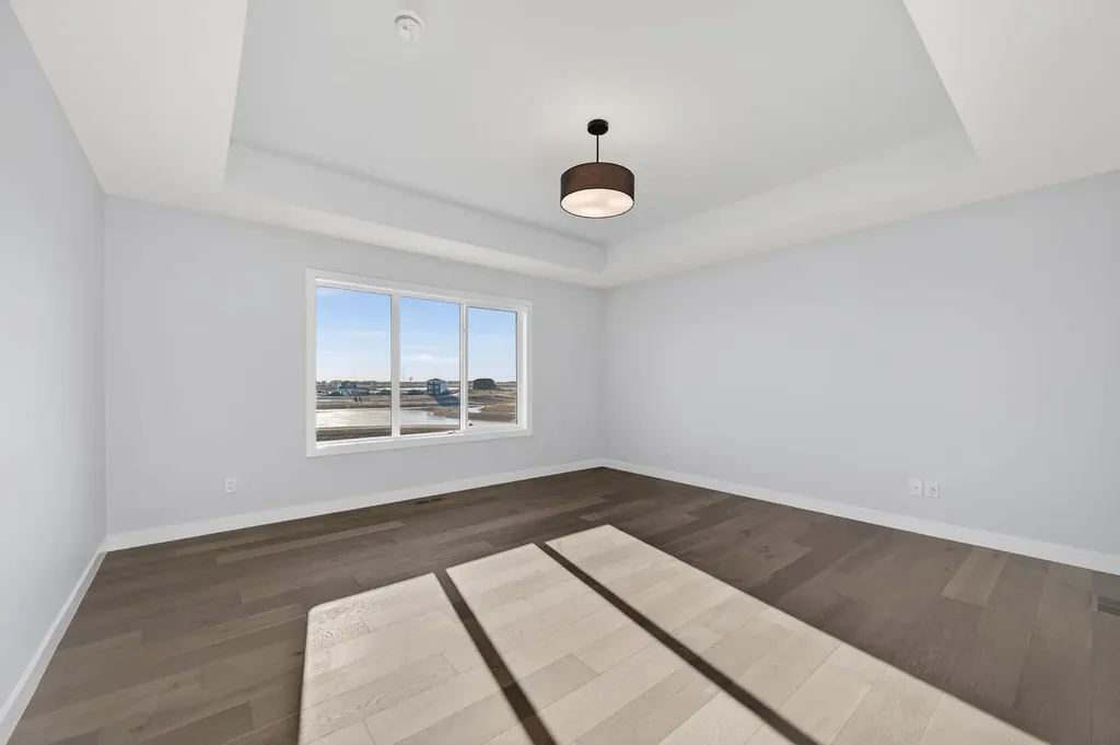 709 Dawson Common Chestermere AB T1X 1Z7