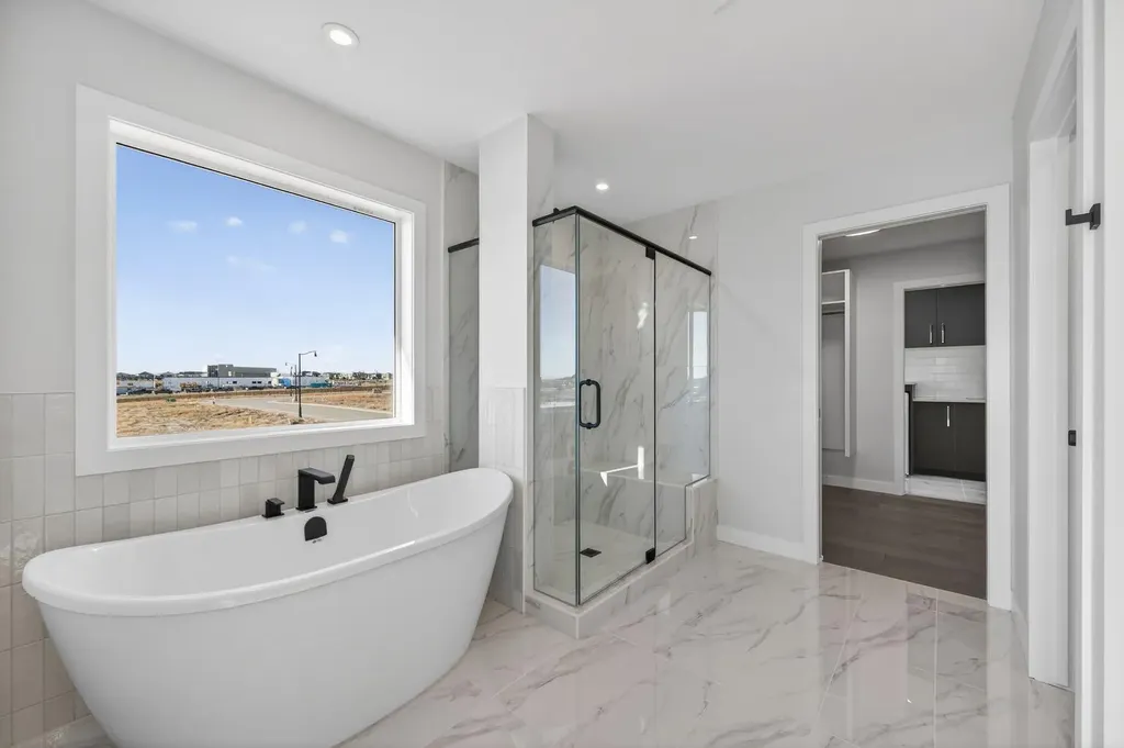 709 Dawson Common Chestermere AB T1X 1Z7