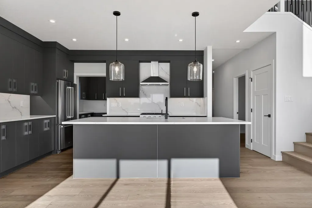 709 Dawson Common Chestermere AB T1X 1Z7