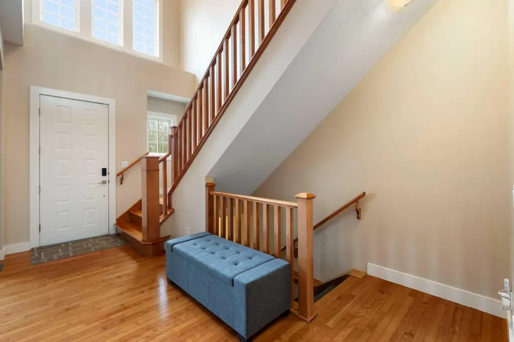 65 Tusslewood Heights NW Calgary AB T3L2M7