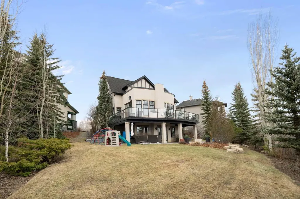 65 Tusslewood Heights NW Calgary AB T3L2M7