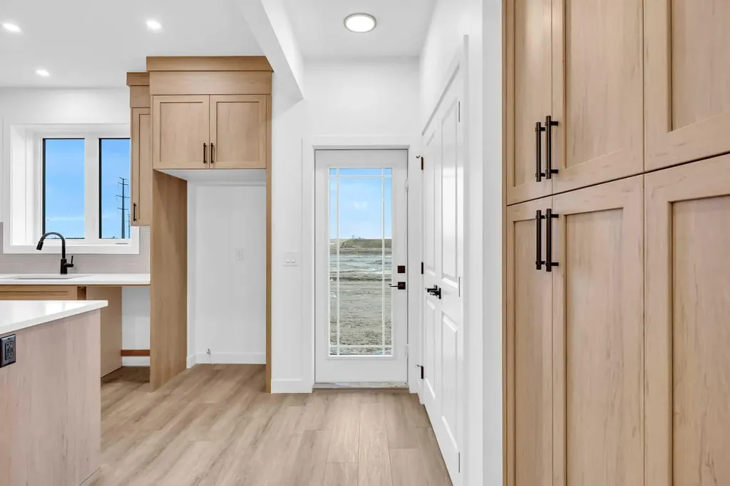 45 Hotchkiss Gardens SE Calgary AB T3S 0T6