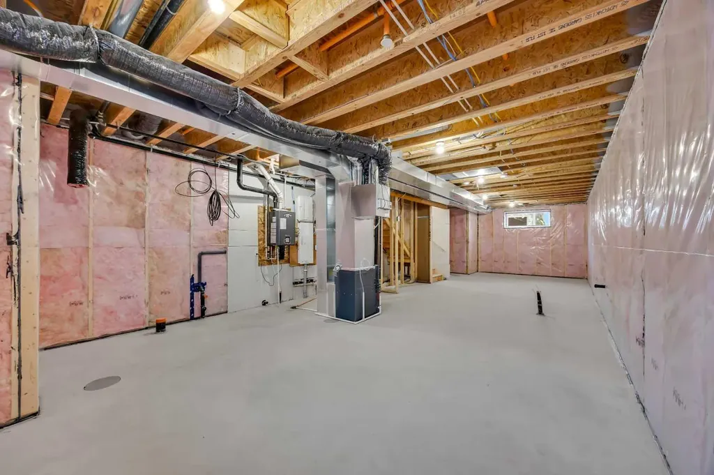 45 Hotchkiss Gardens SE Calgary AB T3S 0T6