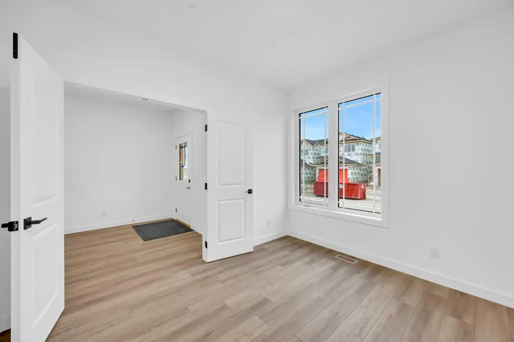 45 Hotchkiss Gardens SE Calgary AB T3S 0T6
