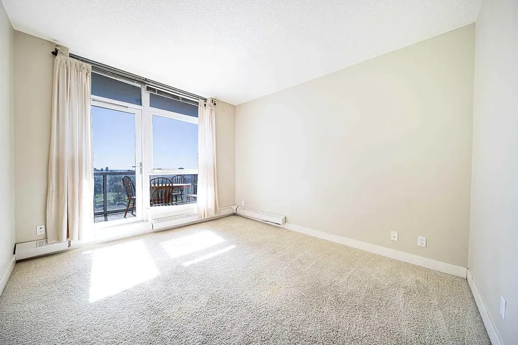 77 Spruce Place SW Calgary AB T3C 3X6