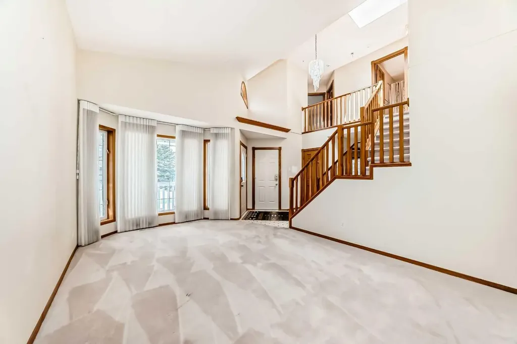 164 Cove Road Chestermere AB T1X 1E4