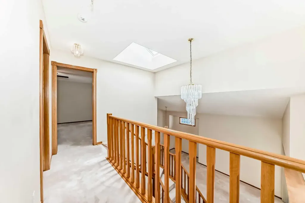 164 Cove Road Chestermere AB T1X 1E4