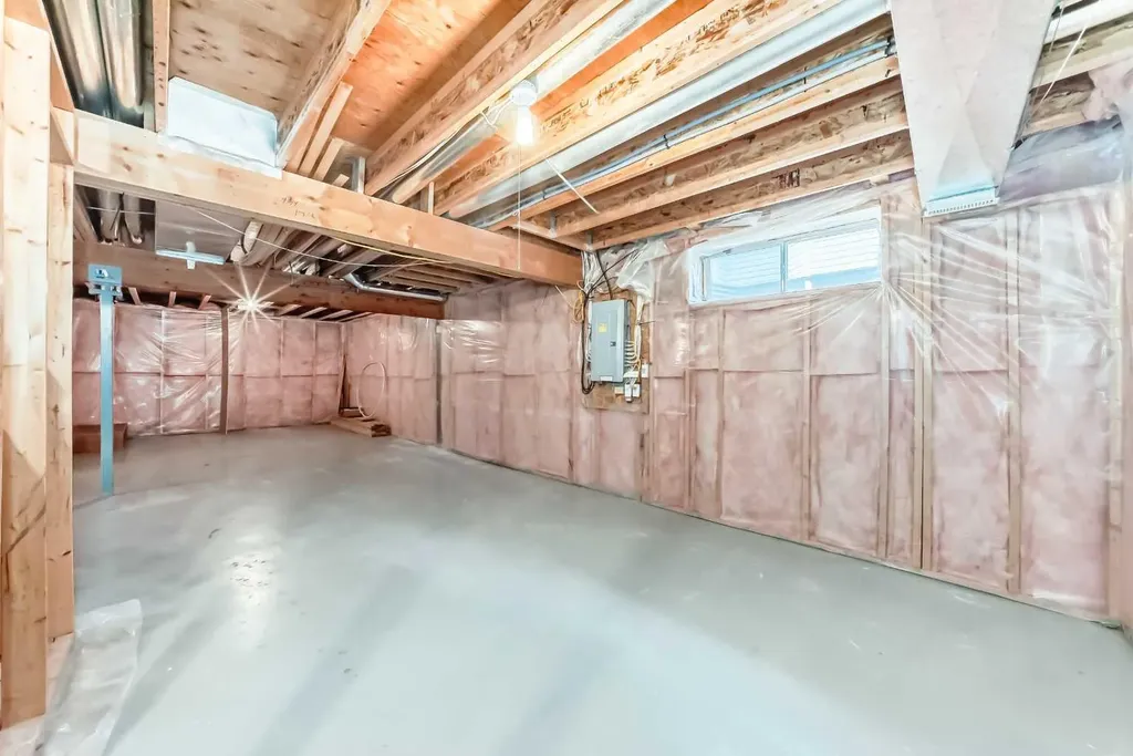 164 Cove Road Chestermere AB T1X 1E4