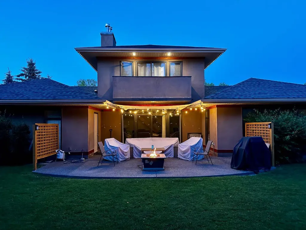 31 Ranch Road Okotoks AB T1S 1W8