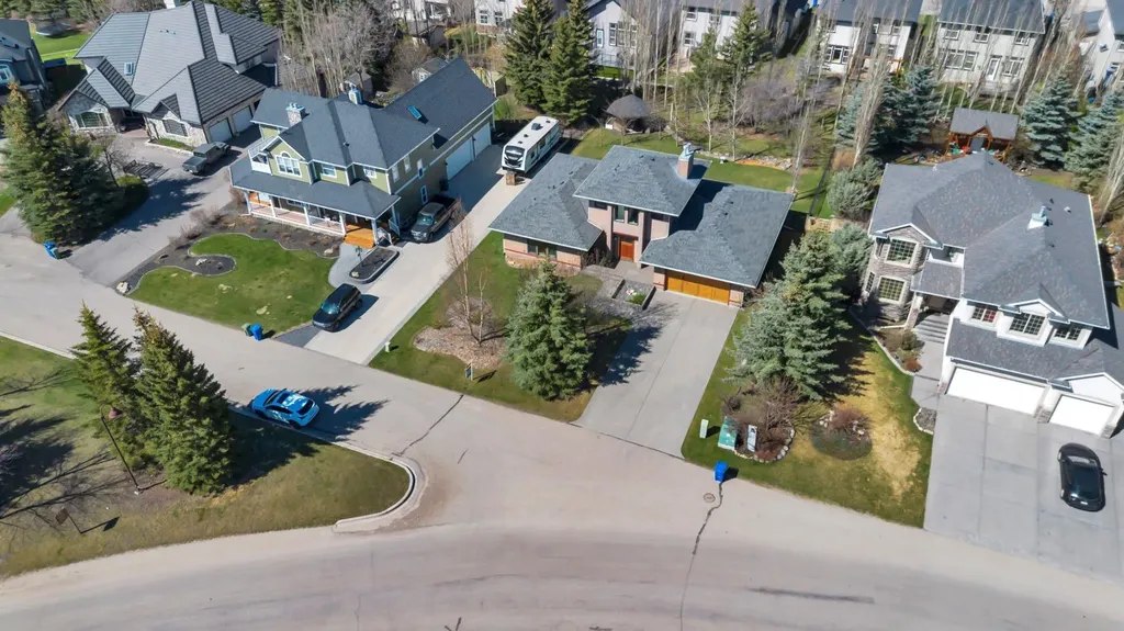 31 Ranch Road Okotoks AB T1S 1W8