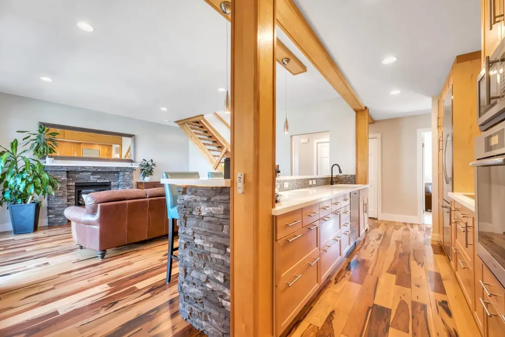 31 Ranch Road Okotoks AB T1S 1W8