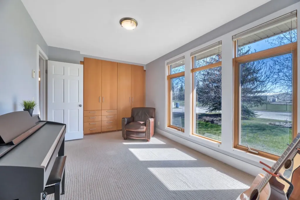 31 Ranch Road Okotoks AB T1S 1W8