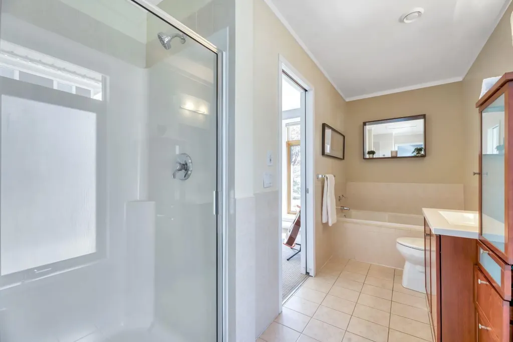 31 Ranch Road Okotoks AB T1S 1W8