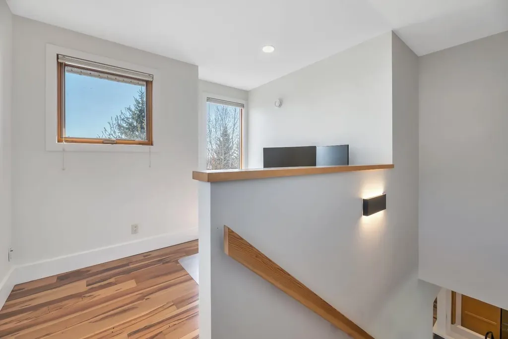 31 Ranch Road Okotoks AB T1S 1W8