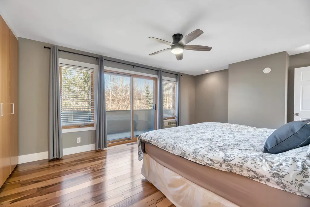 31 Ranch Road Okotoks AB T1S 1W8