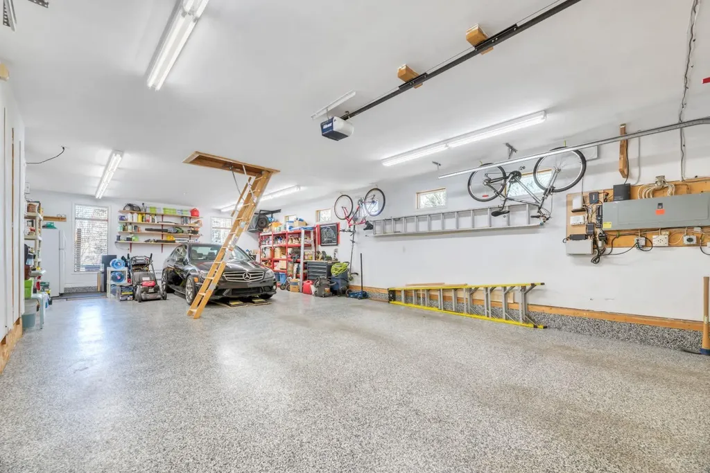 31 Ranch Road Okotoks AB T1S 1W8