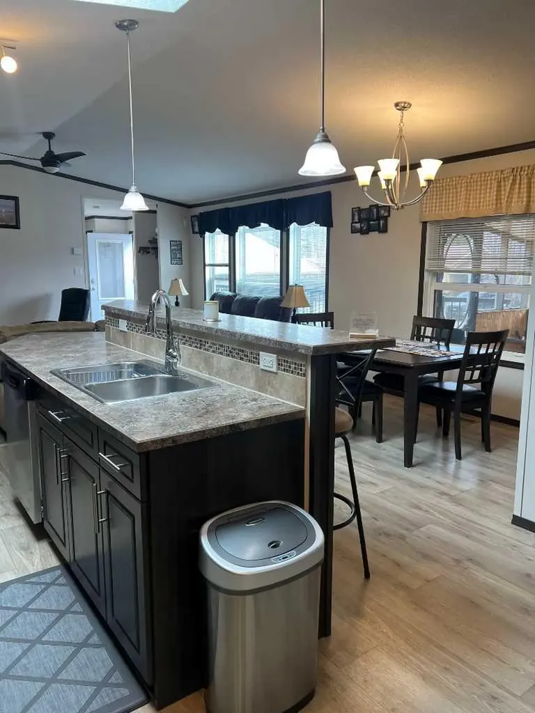 812 5 A Street Fox Creek AB T0H 1P0