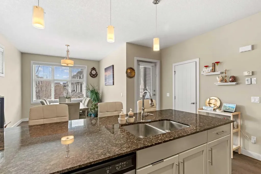 130 Silverado Plains Park SW Calgary AB T2X1Y8