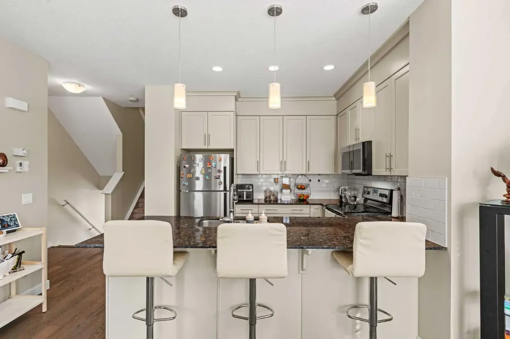 130 Silverado Plains Park SW Calgary AB T2X1Y8