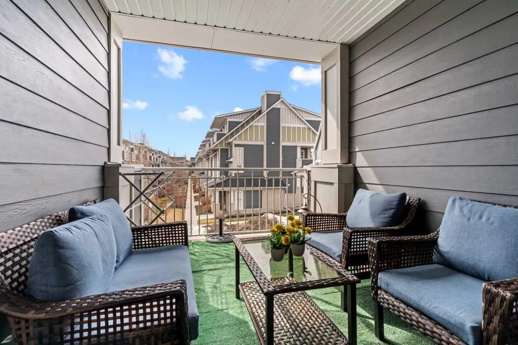 130 Silverado Plains Park SW Calgary AB T2X1Y8